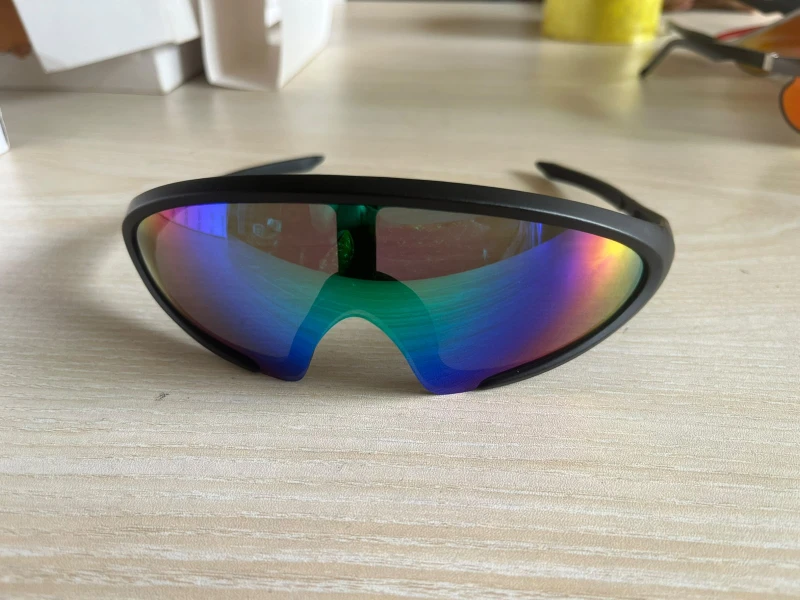 Aerodynamic Matte Black Blue-Green Mirror Shield Sports Sunglass